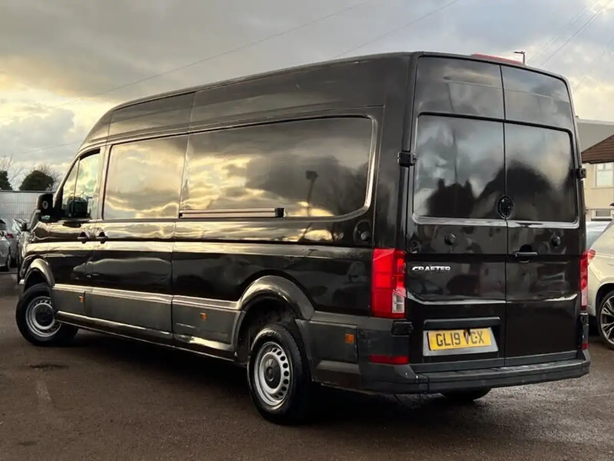 2019-volkswagen-crafter-20tdi-cr35-lwb-140pseu6-trendline-panel-van-big-73