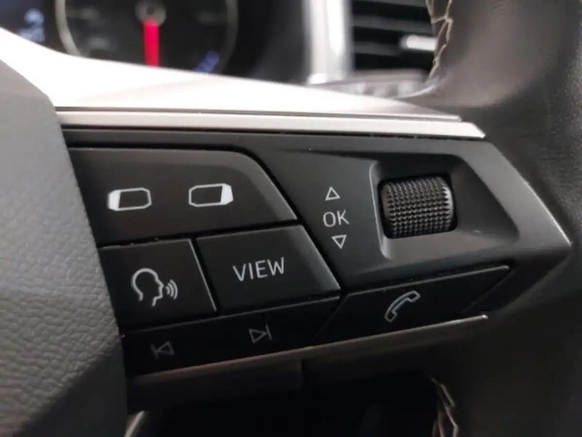 2022-seat-ateca-15-ecotsi-xperience-big-16
