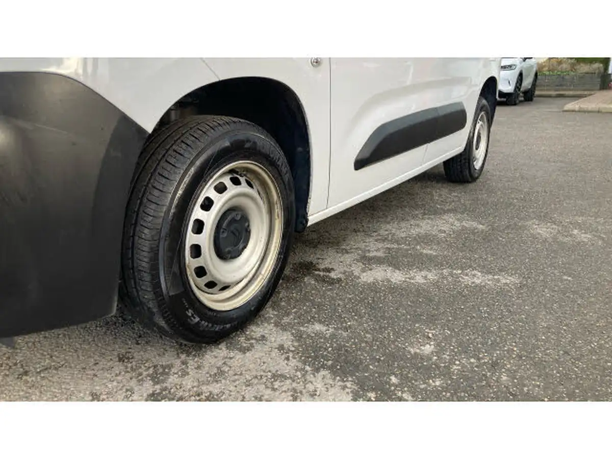2023-citroen-berlingo-15-bluehdi-650-enterprise-edition-big-30