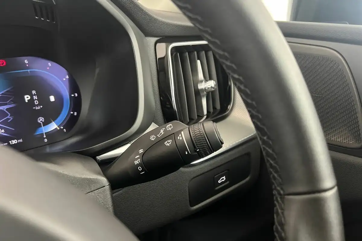 2022-volvo-xc60-20td-b4-plus-big-37