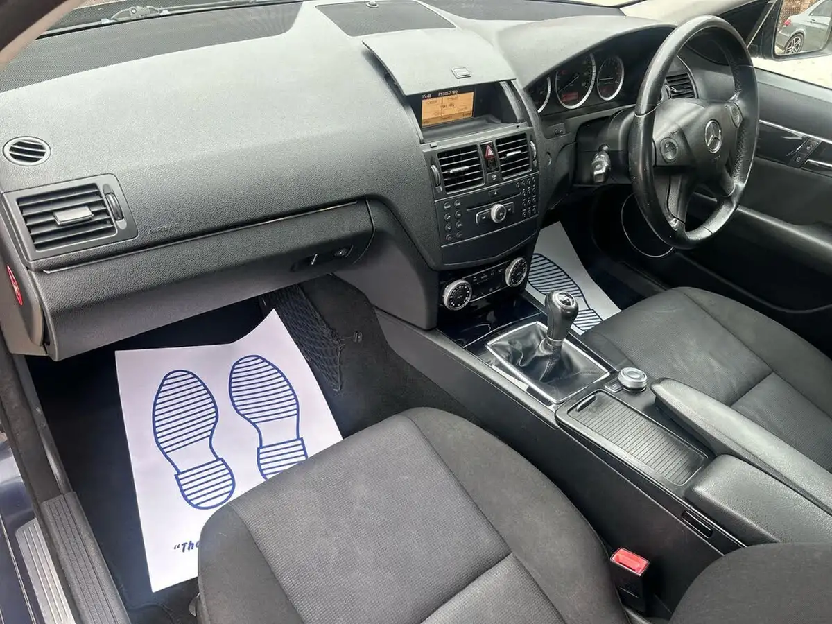 2008-mercedes-benz-c-class-18-c180-kompressor-se-saloon-4d-big-20