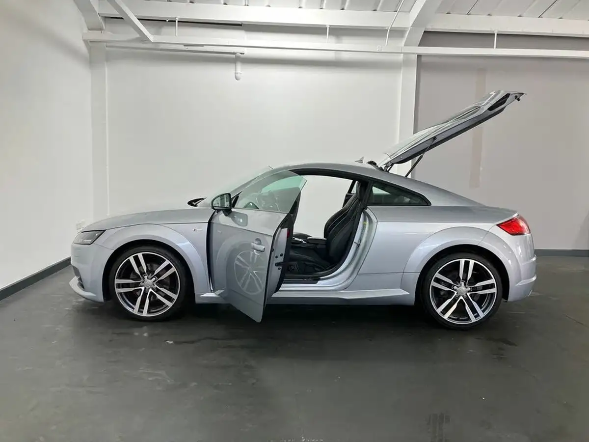 2016-audi-tt-coupe-20-tdi-s-line-big-46