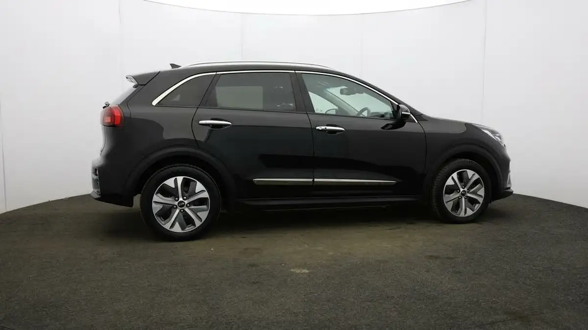 2021-kia-e-niro-ev-4-big-44