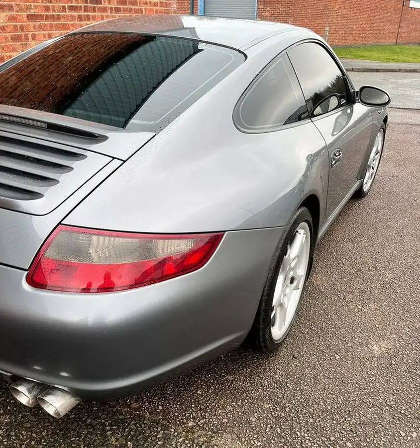 2005-porsche-911-36-carrera-rwd-coupe-big-6