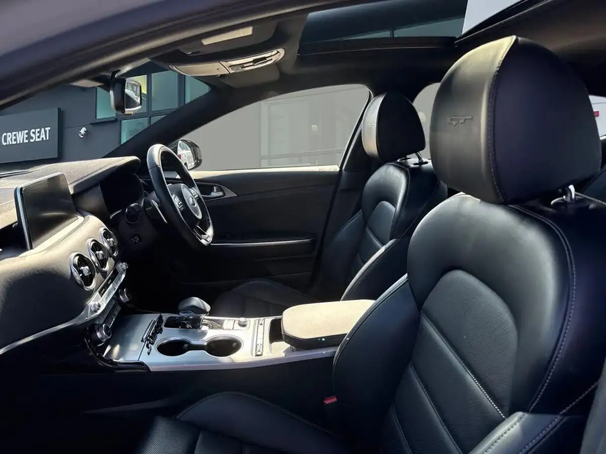 2020-kia-stinger-33-t-gdi-gt-s-365bhp-big-10