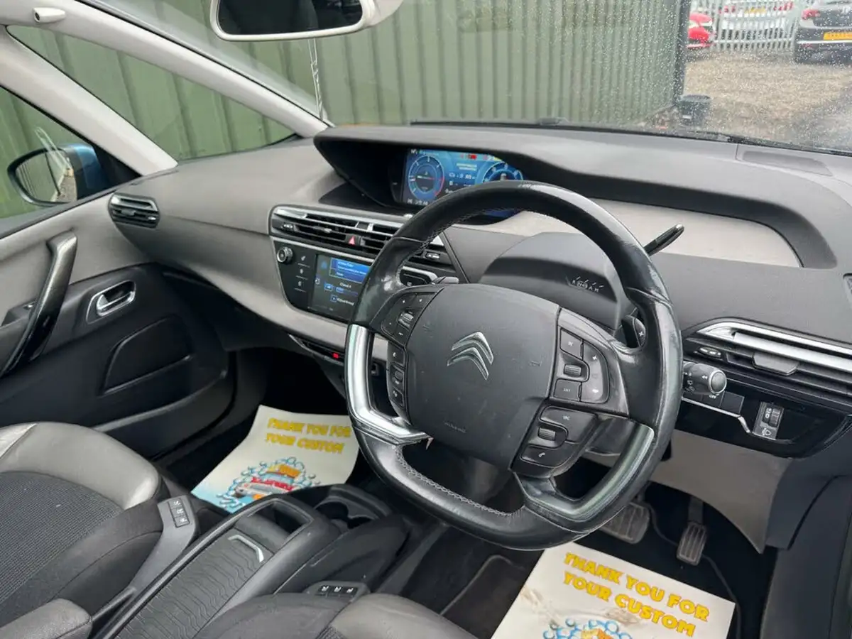 2015-citroen-grand-c4-picasso-16e-hdi-exclusive-etg6-big-19