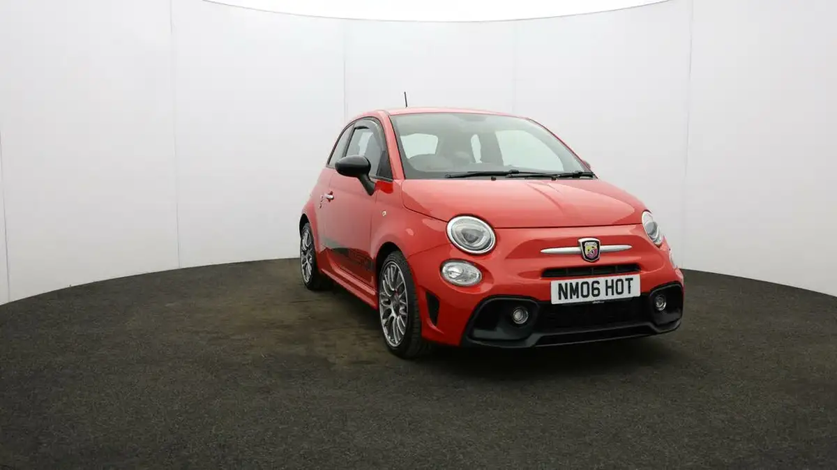 2018-abarth-595-14-tjet-big-35
