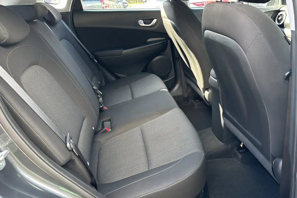 2021-hyundai-kona-16-gdi-se-connect-big-22