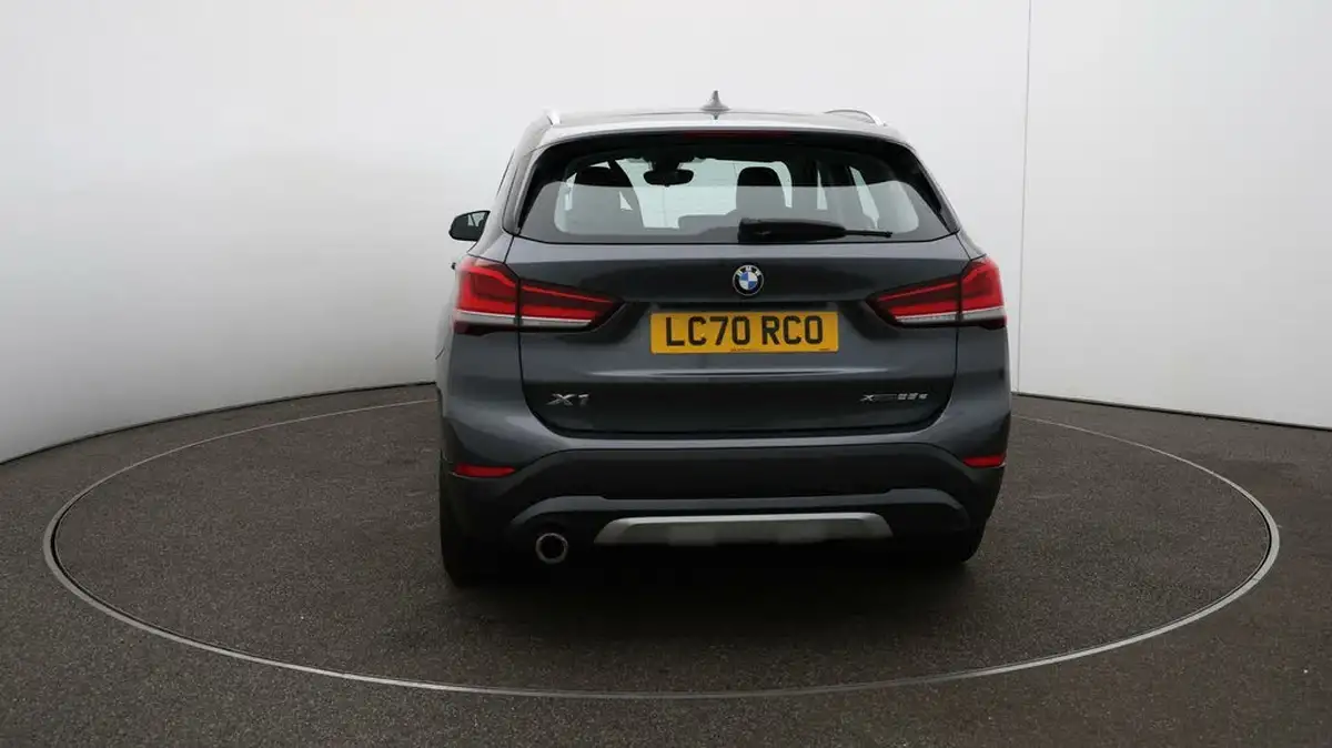 2020-bmw-x1-15-xdrive-25e-phev-xline-big-6