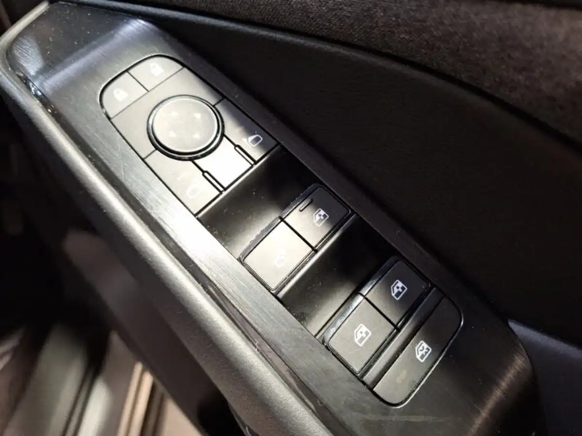 2024-nissan-qashqai-15-acenta-premium-big-13