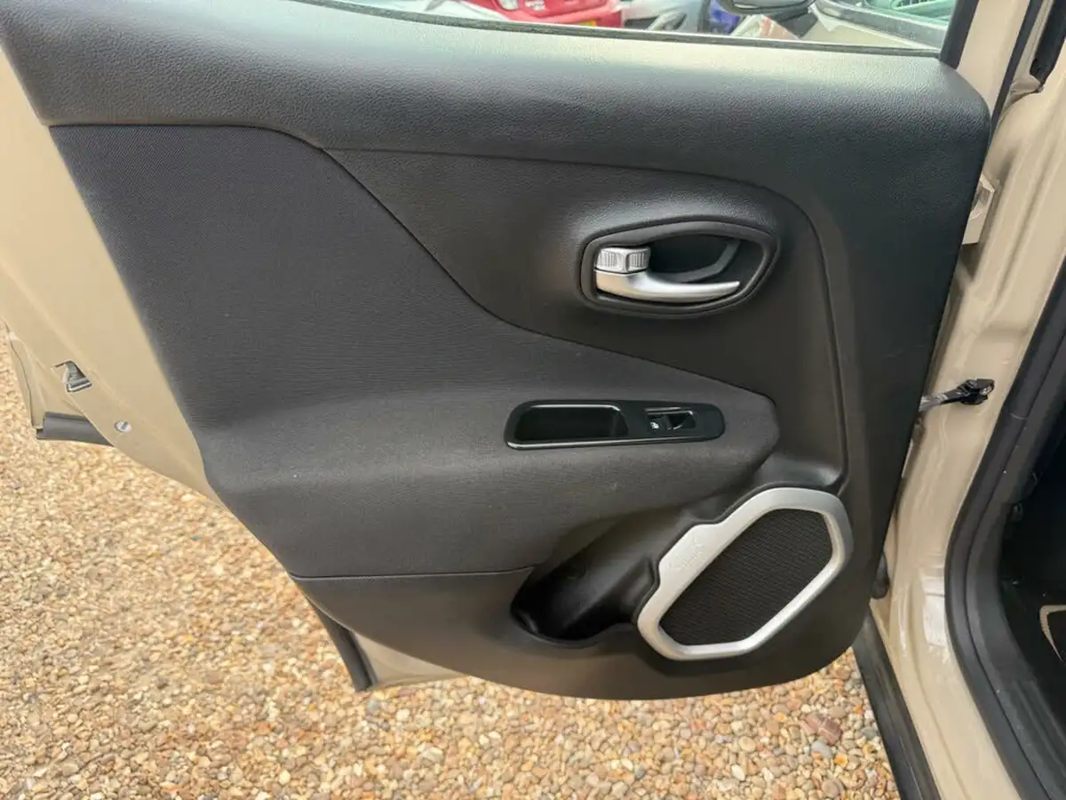 2016-jeep-renegade-14-multiair-ii-longitude-ddct-big-51