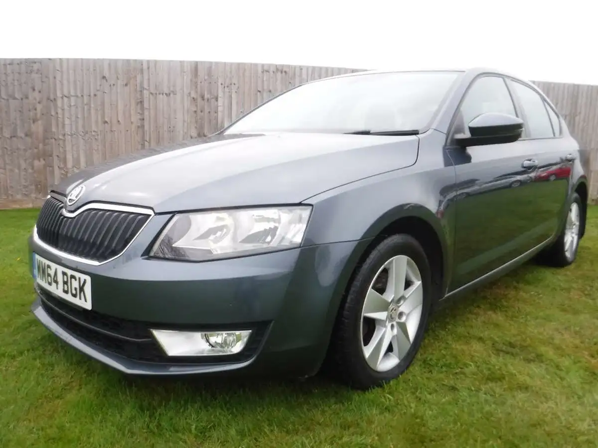 2014-skoda-octavia-14-se-hatchback-big-10
