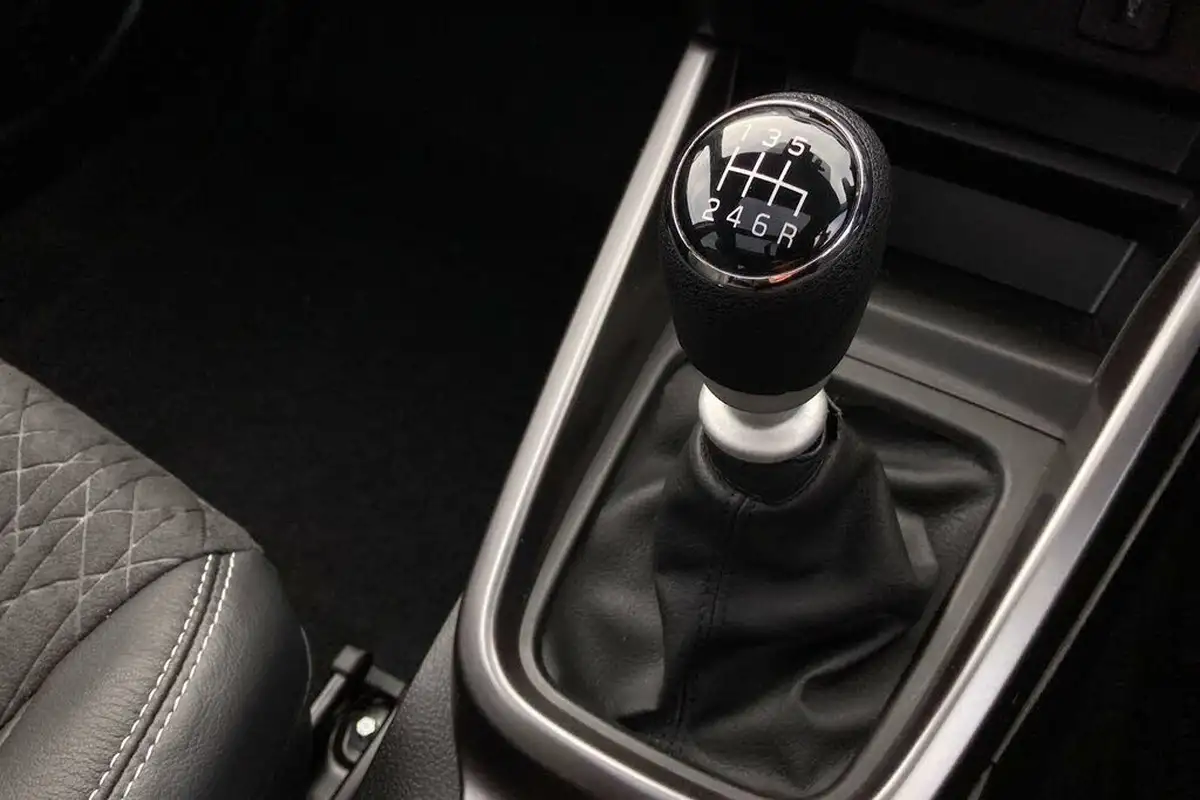 2019-suzuki-vitara-14-boosterjet-sz5-allgrip-big-16