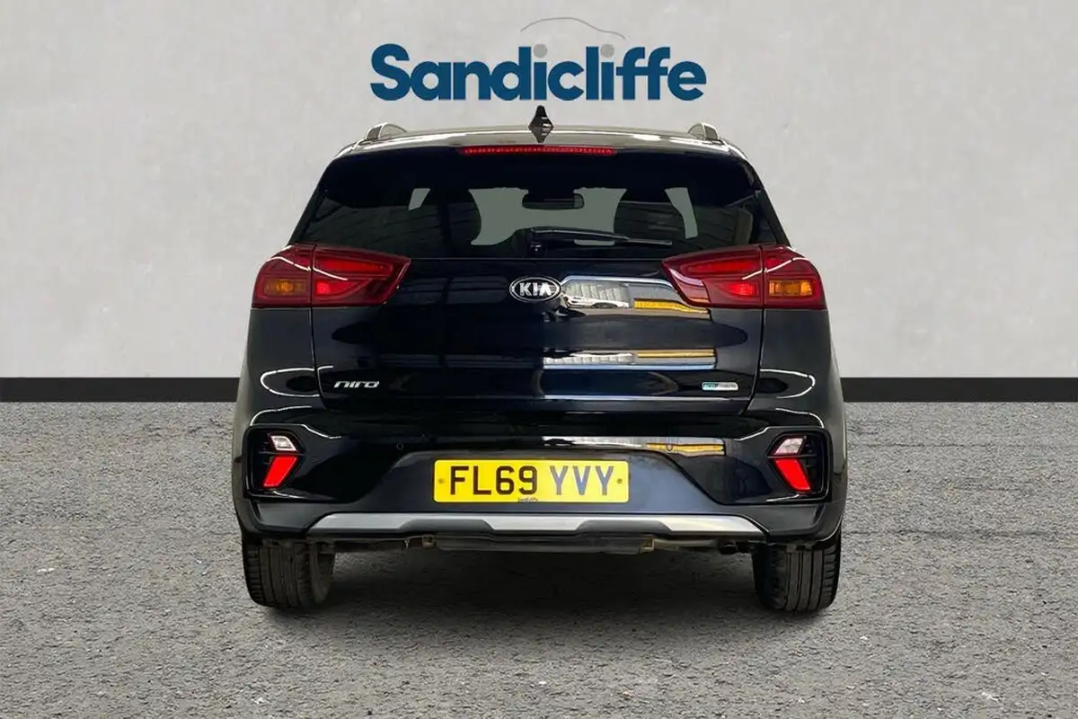2019-kia-niro-16-gdi-4-156kwh-big-4