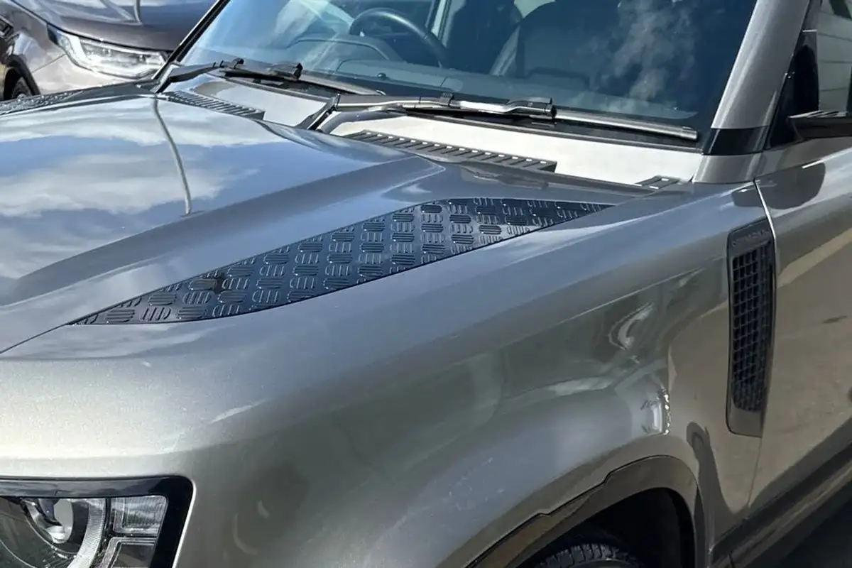 2023-land-rover-110-defender-30-d250-x-dynamic-se-big-20