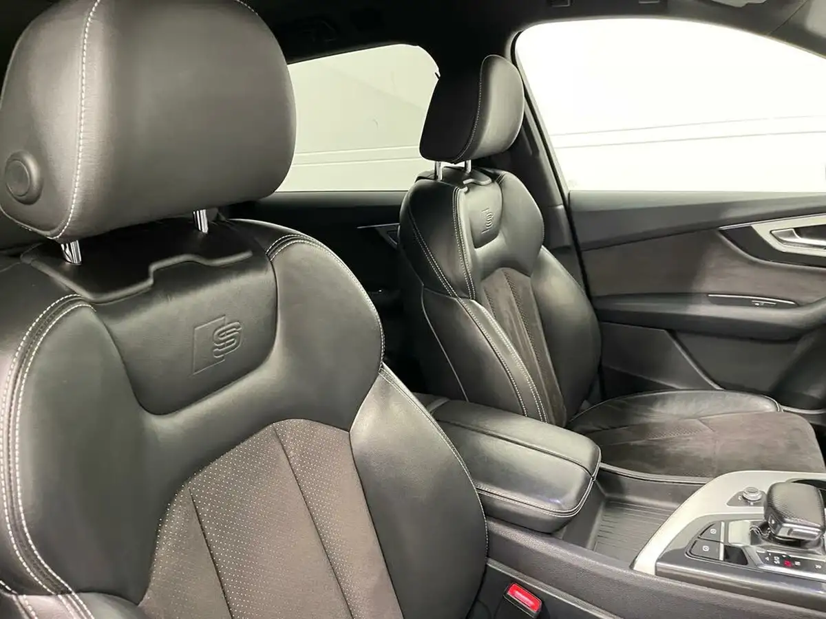 2017-audi-q7-30tdi-quattro-s-line-272ps-big-26