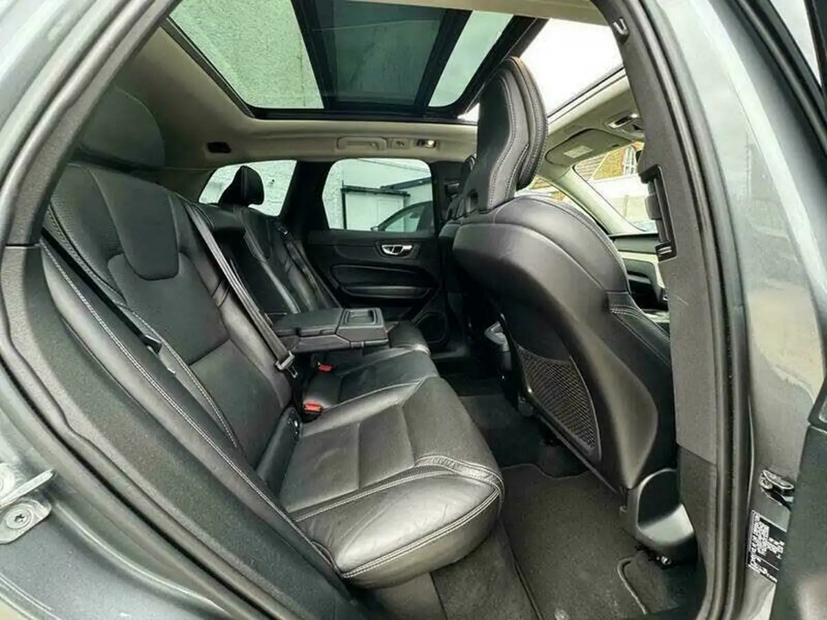 2018-volvo-xc60-20td-d4-inscription-pro-4x4-geartronic-big-44