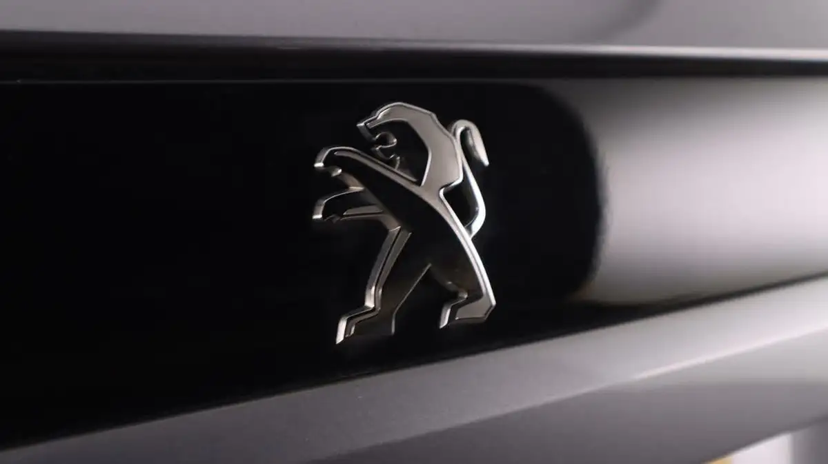 2021-peugeot-508-12-puretech-gt-big-20