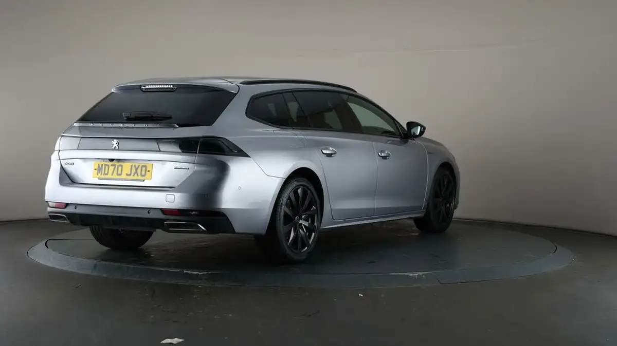 2021-peugeot-508-12-puretech-gt-big-62