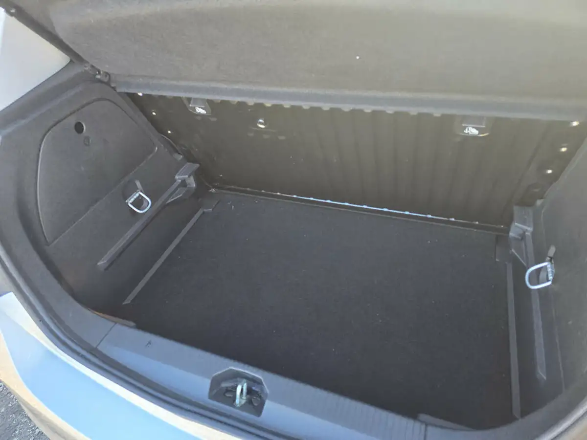 2015-vauxhall-corsa-14-excite-ac-90ps-ecoflex-5d-1398cc-big-66