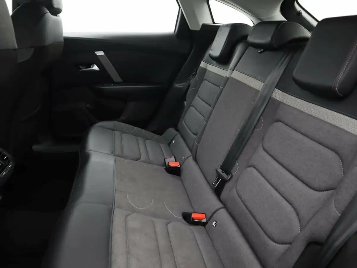 2022-citroen-c4-12-puretech-sense-plus-big-9