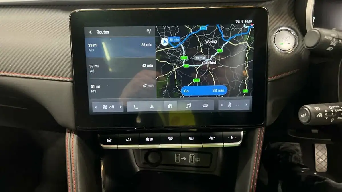 2022-mg-zs-suv-e-trophy-ev-176ps-big-5