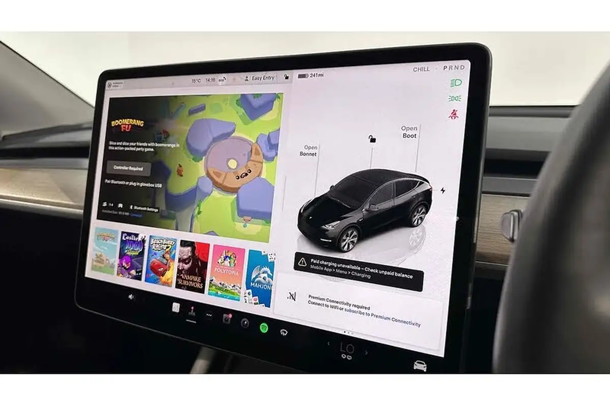 2022-tesla-model-y-e-long-range-big-40
