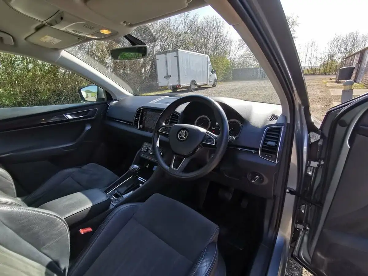 2019-skoda-karoq-15-tsi-se-l-dsg-big-7