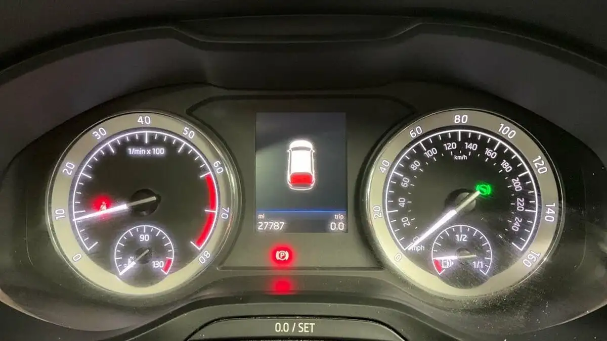 2020-skoda-karoq-15-tsi-edition-dsg-big-7