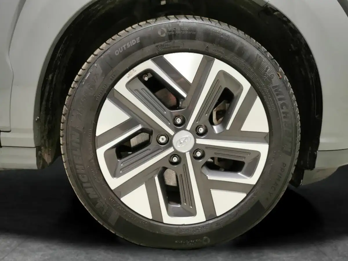 2021-hyundai-kona-e-premium-204ps-64kwh-7kw-obc-big-24