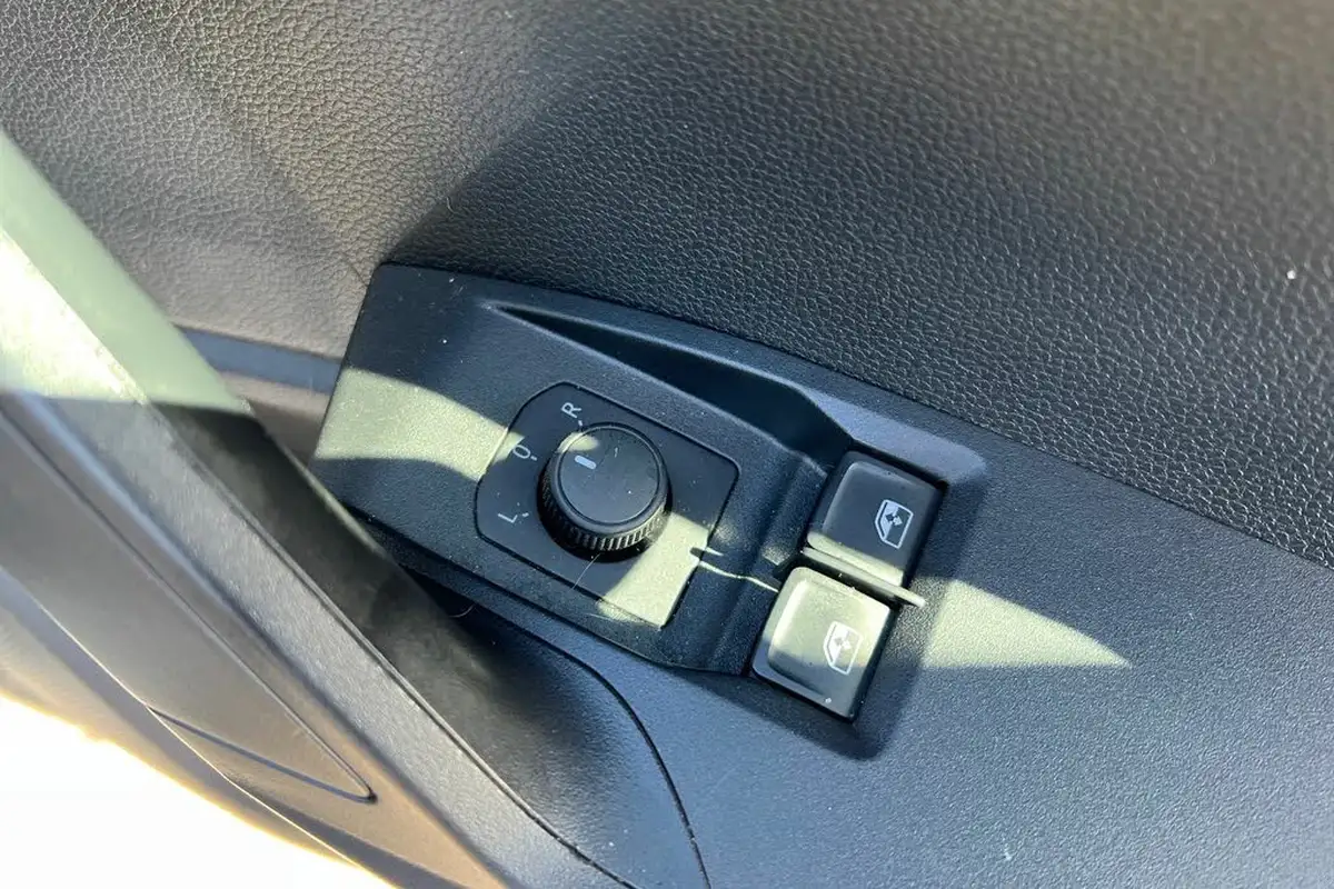 2022-seat-ibiza-10-tsi-se-technology-big-18
