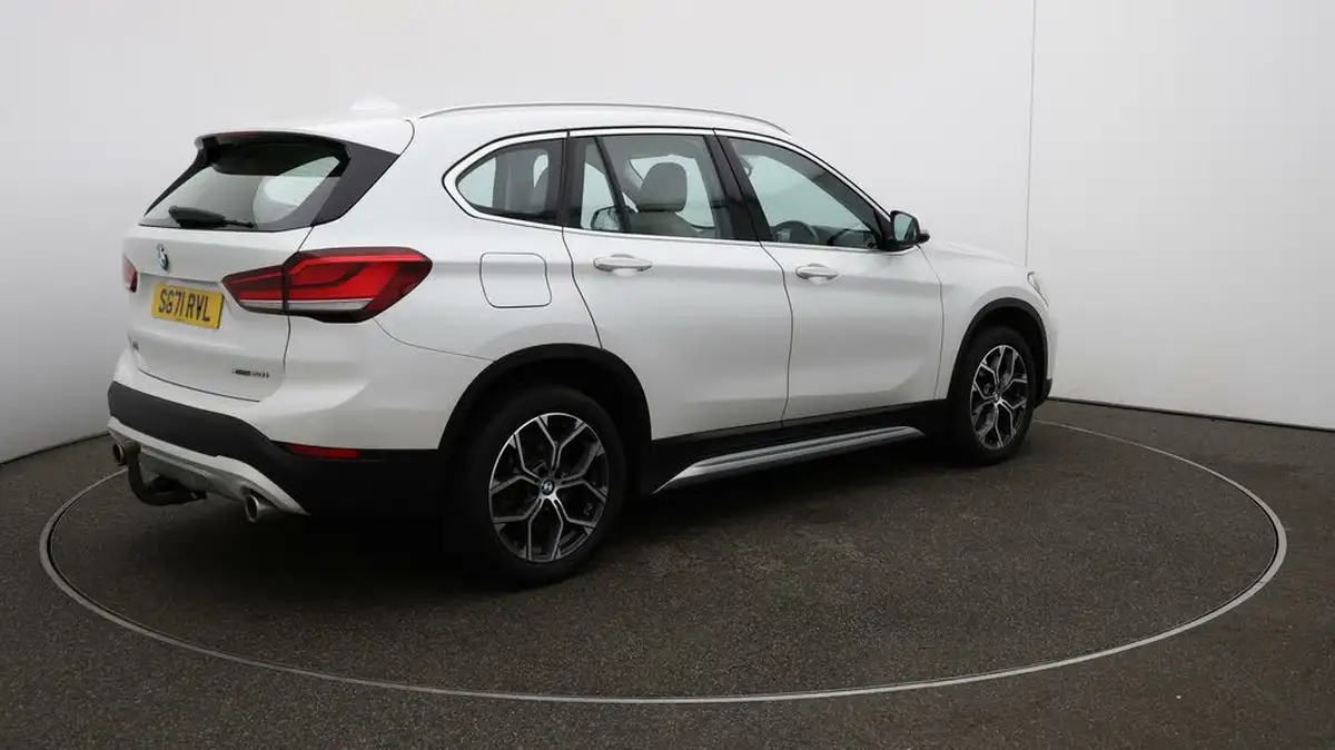 2021-bmw-x1-20-xdrive20i-xline-big-46