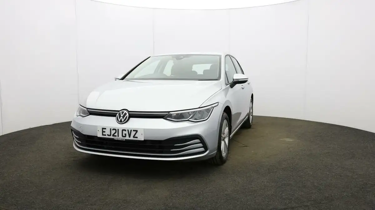 2021-volkswagen-golf-10-etsi-life-hatchback-big-30
