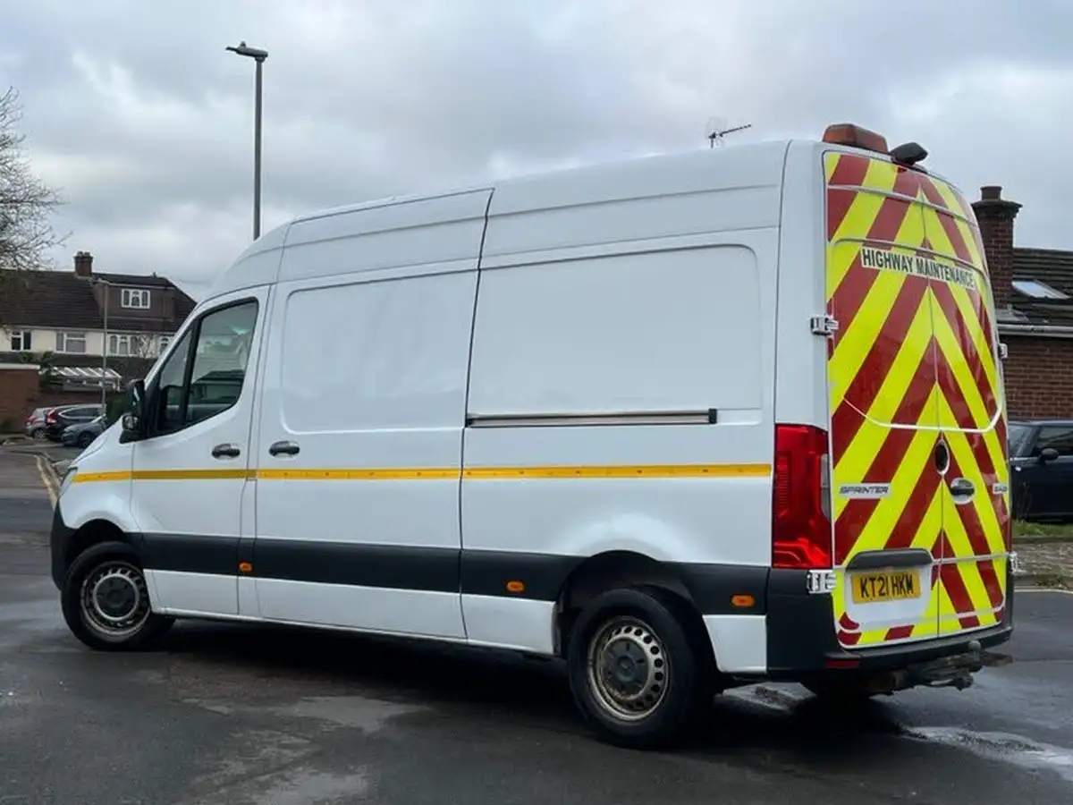 2021-mercedes-benz-sprinter-21cdi-314-l1h1-progressive-big-32