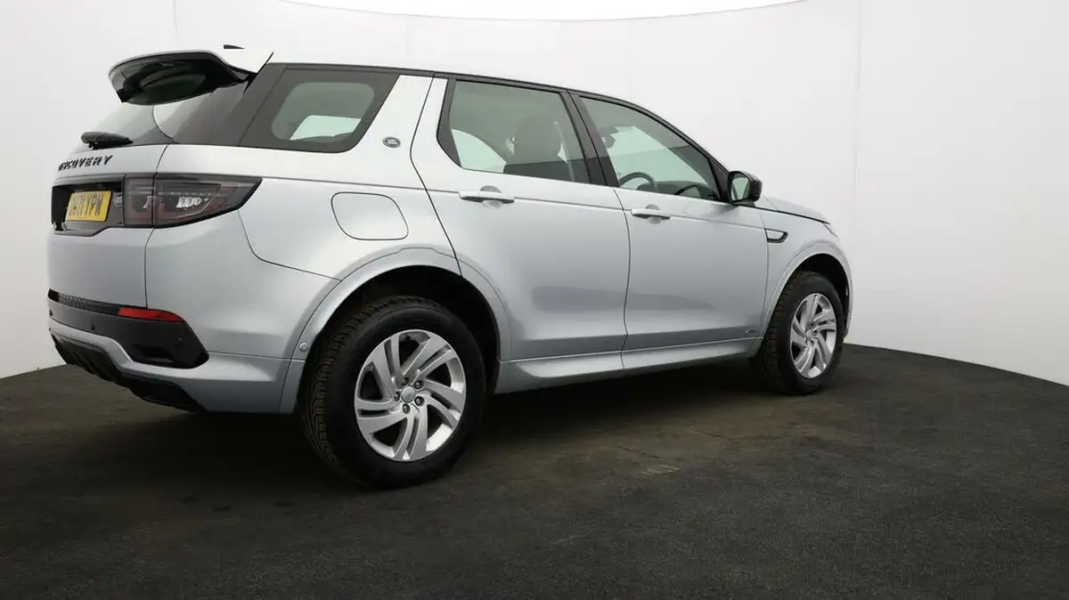 2021-land-rover-discovery-sport-15-p300e-r-dynamic-s-big-49