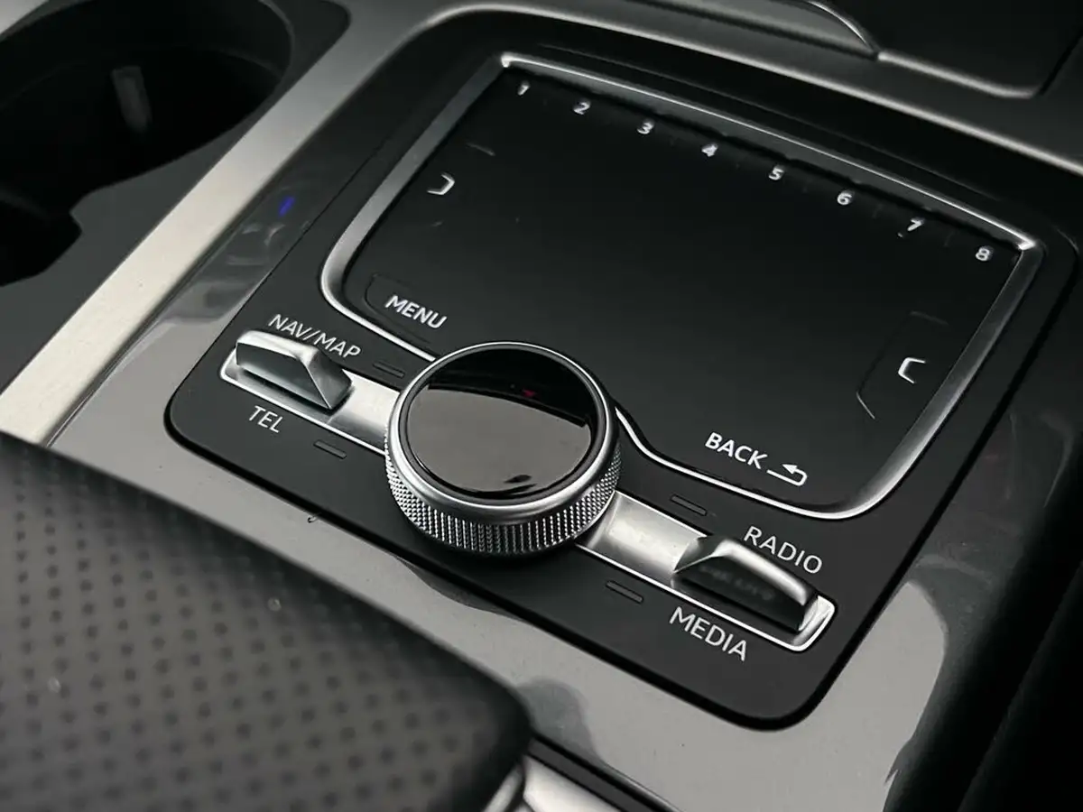 2019-audi-q7-30tdi-quattro-s-line-218ps-big-35