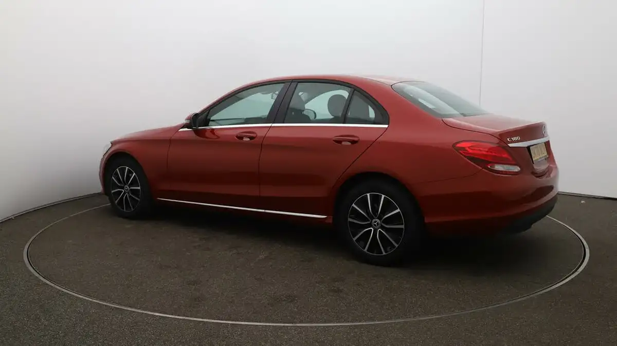 2020-mercedes-benz-c-class-16-c180-se-saloon-4d-big-27