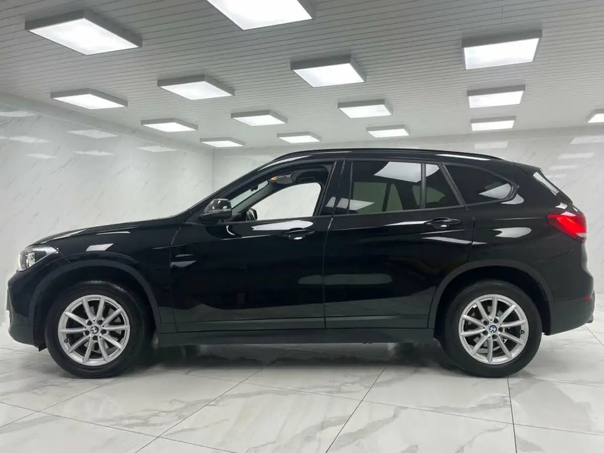 2021-bmw-x1-15-sdrive18i-se-dct-big-10