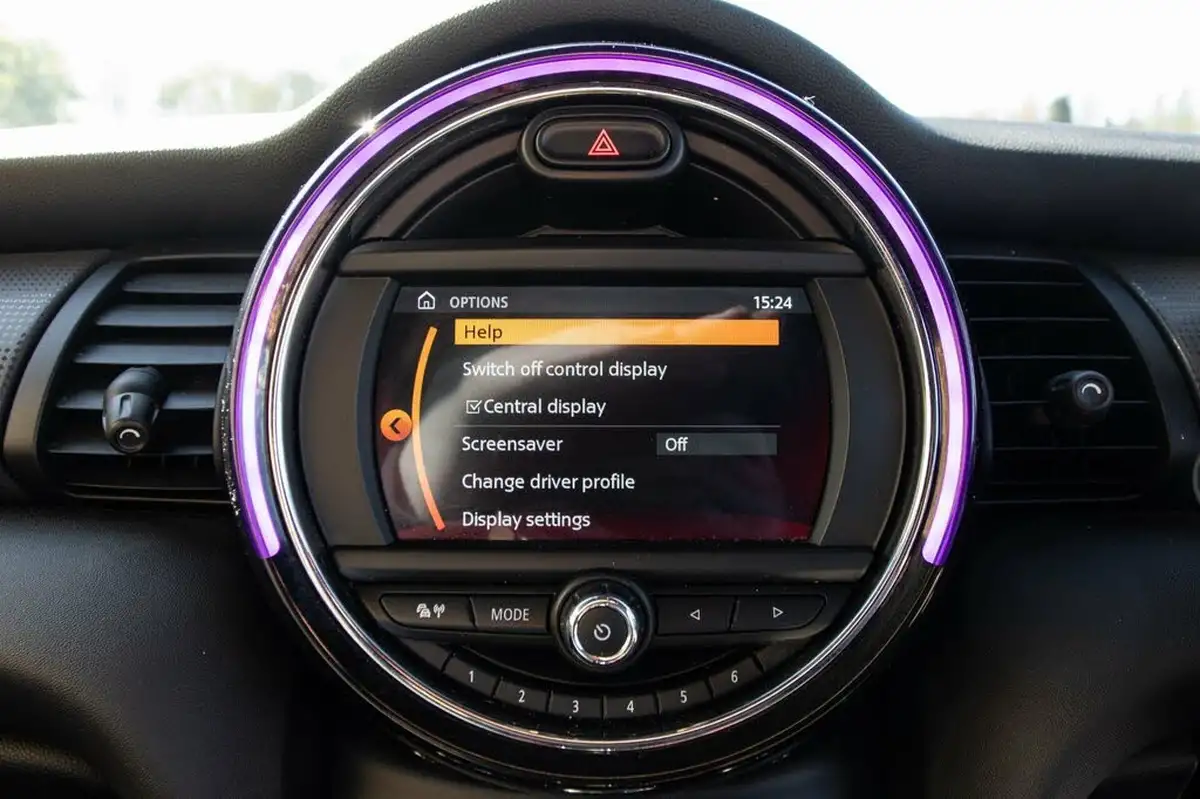 2019-mini-cooper-15-cooper-sport-hatchback-3d-big-28
