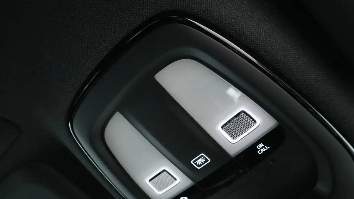 2021-volvo-xc40-e-twin-recharge-plus-big-27