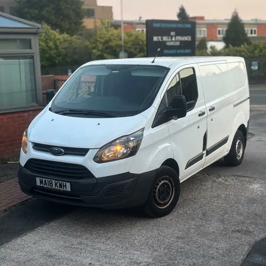 2018-ford-transit-custom-20tdci-270-l1h1-105pseu6-panel-van-big-1