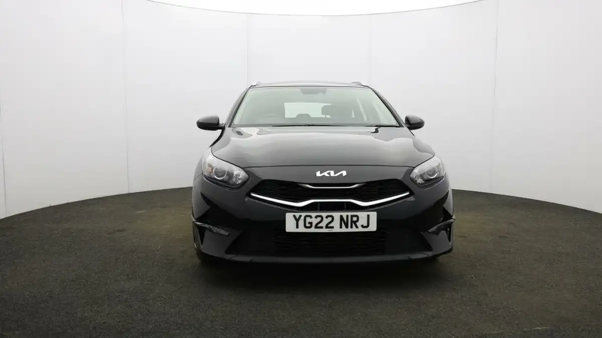 2022-kia-ceed-10-t-gdi-2-sportswagon-big-33