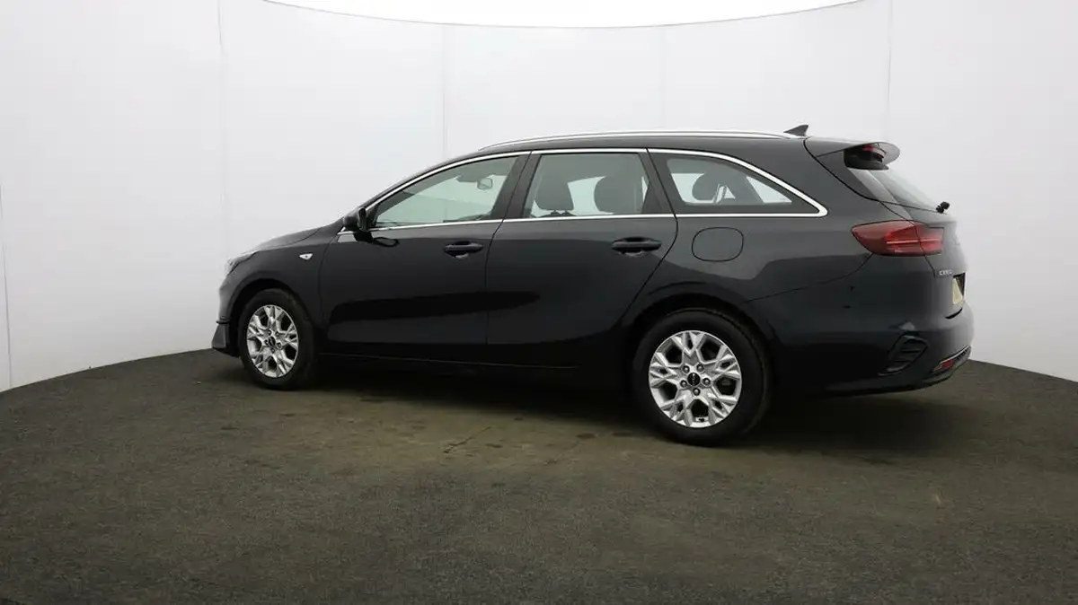 2022-kia-ceed-10-t-gdi-2-sportswagon-big-57