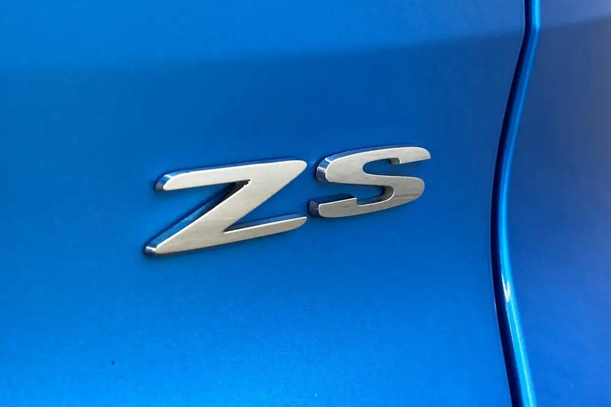 2024-mg-zs-suv-15-vti-tech-exclusive-big-14
