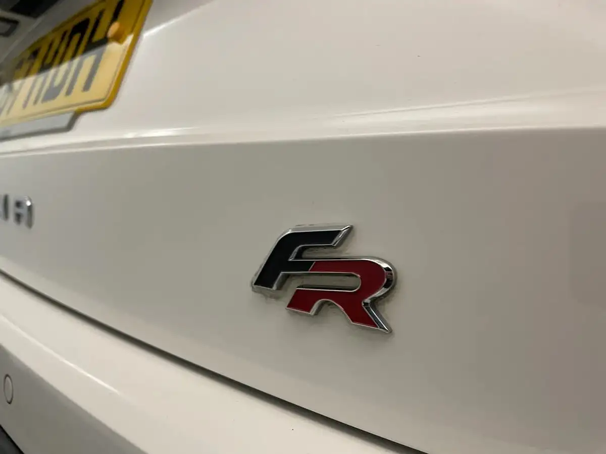 2018-seat-arona-10-tsi-fr-big-12