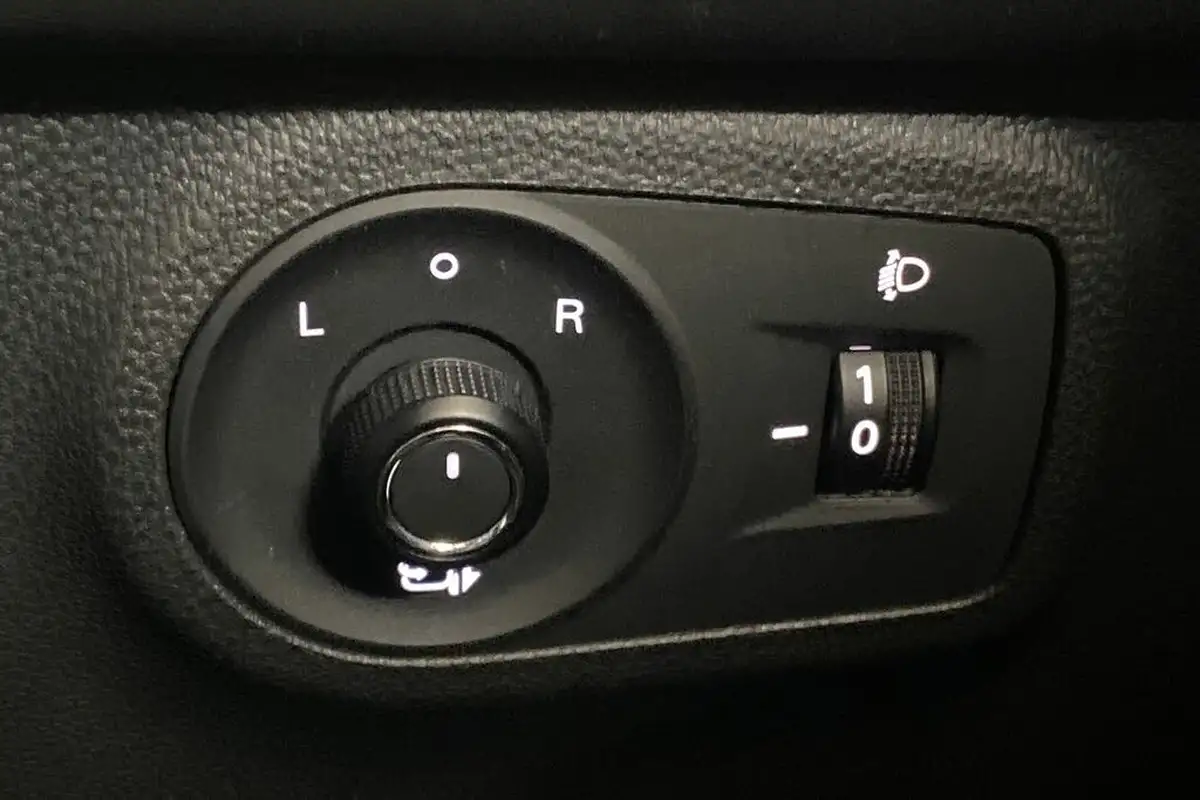 2023-mg-zs-suv-10t-gdi-exclusive-auto-big-35