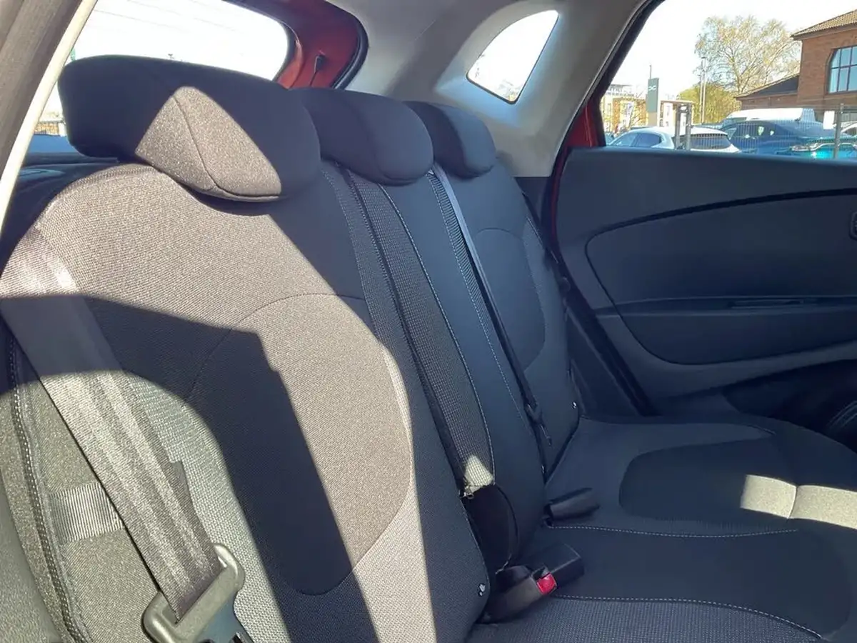 2016-renault-captur-09-dynamique-nav-big-8
