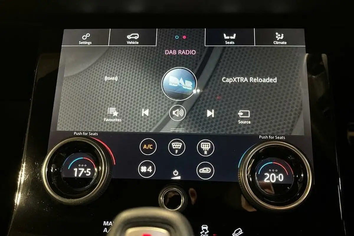 2020-land-rover-range-rover-evoque-15-p300e-r-dynamic-hse-309ps-1498cc-big-31
