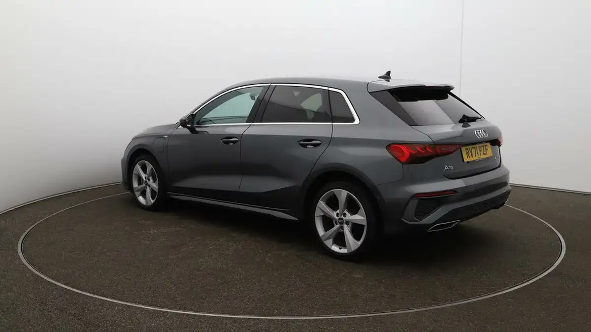 2022-audi-a3-14-40-tfsi-e-s-line-big-56