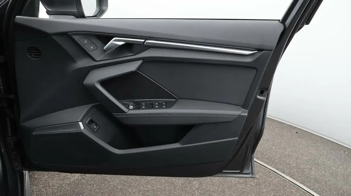 2022-audi-a3-14-40-tfsi-e-s-line-big-15